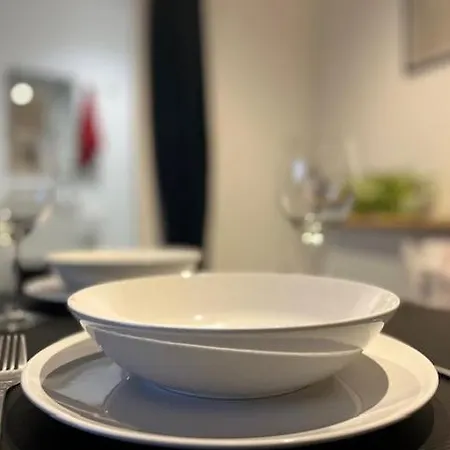Cosy Rent Studio 1 -gare - Tv - Wifi * Strasburg